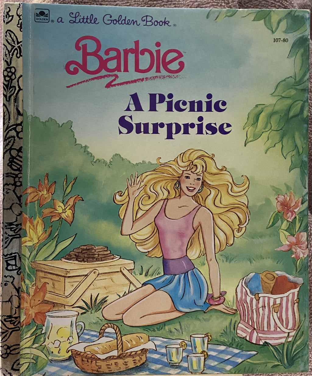 Barbie: A Picnic Surprise - A Little Golden Book