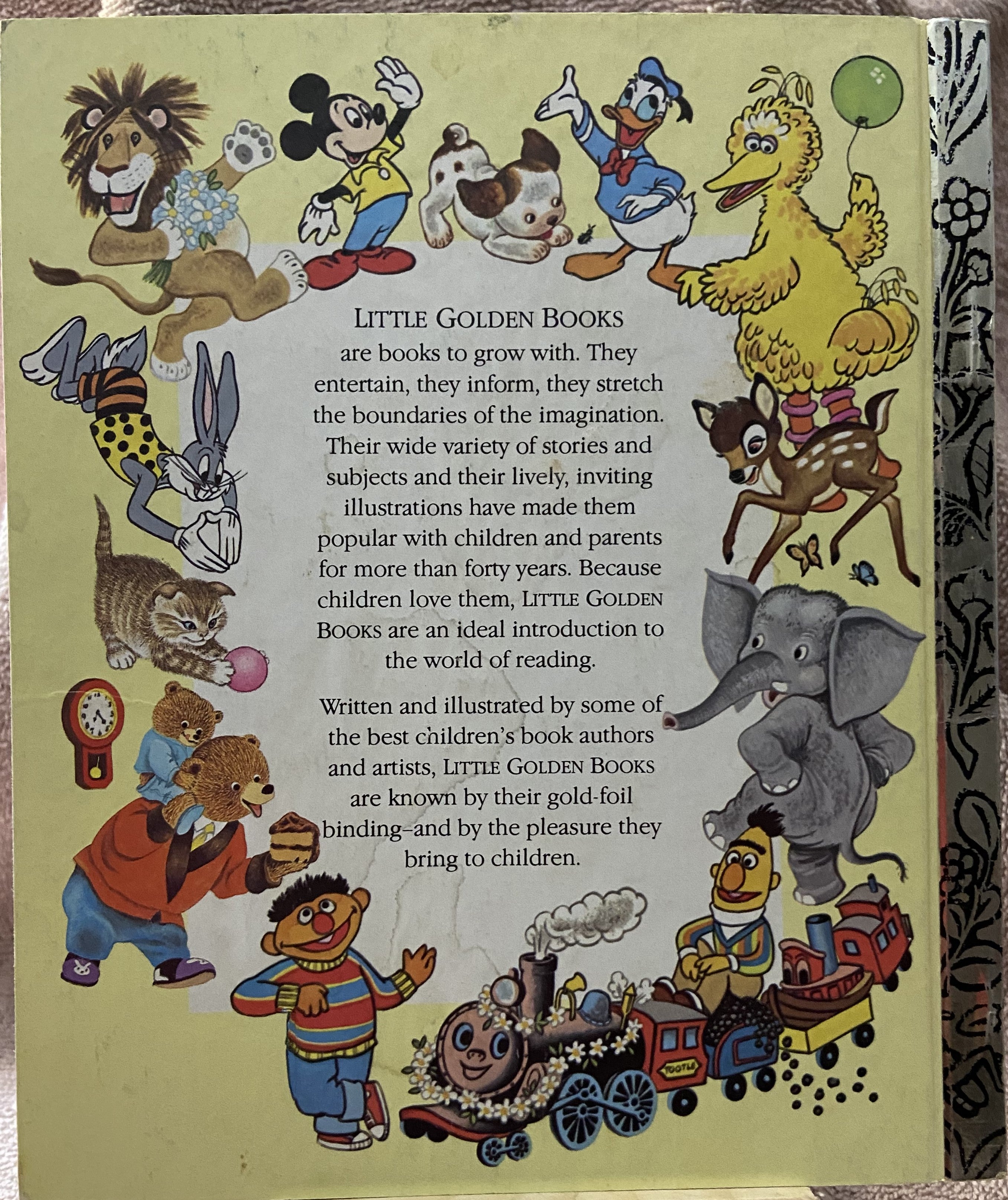 Disney's Cinderella (Yellow Letters) - A Little Golden Book
